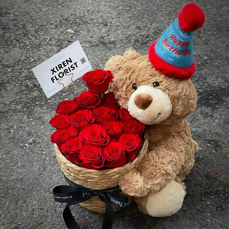 Regalos de cumpleaños flores jabón muñecas osos pequeños ramos de flores Teddy oso abrazar barril flores simuladas para regalos de novia