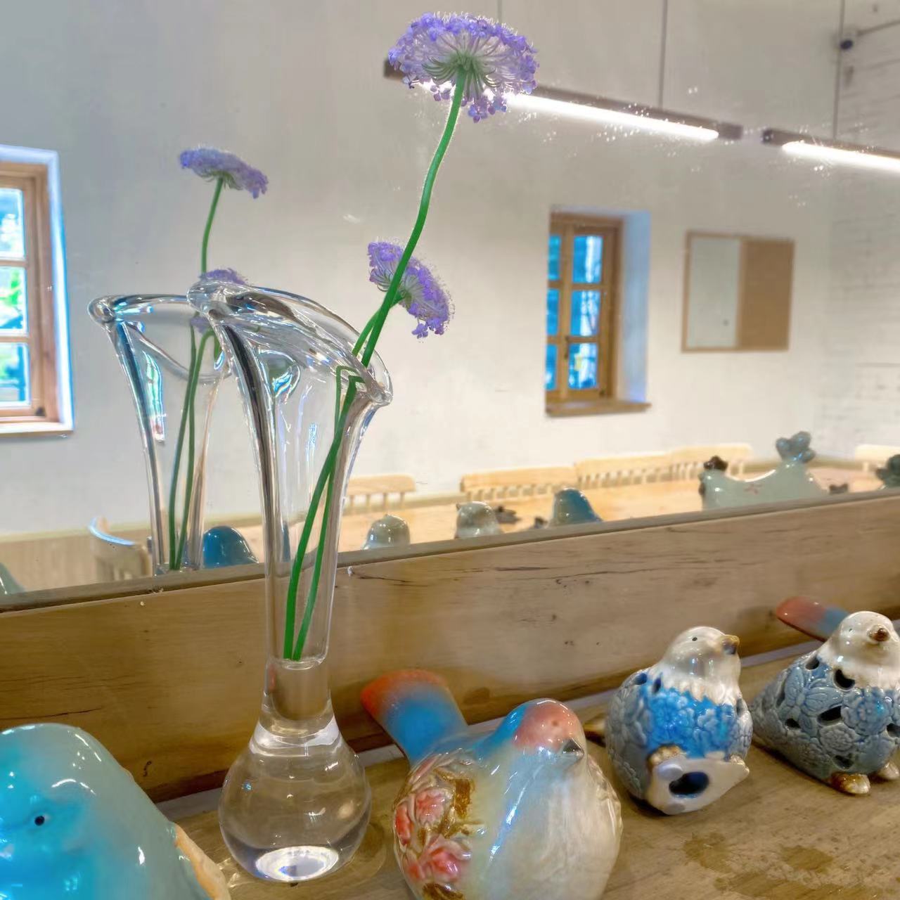 Simple Style Solid Color Arylic Vase Artificial Decorations display picture 4