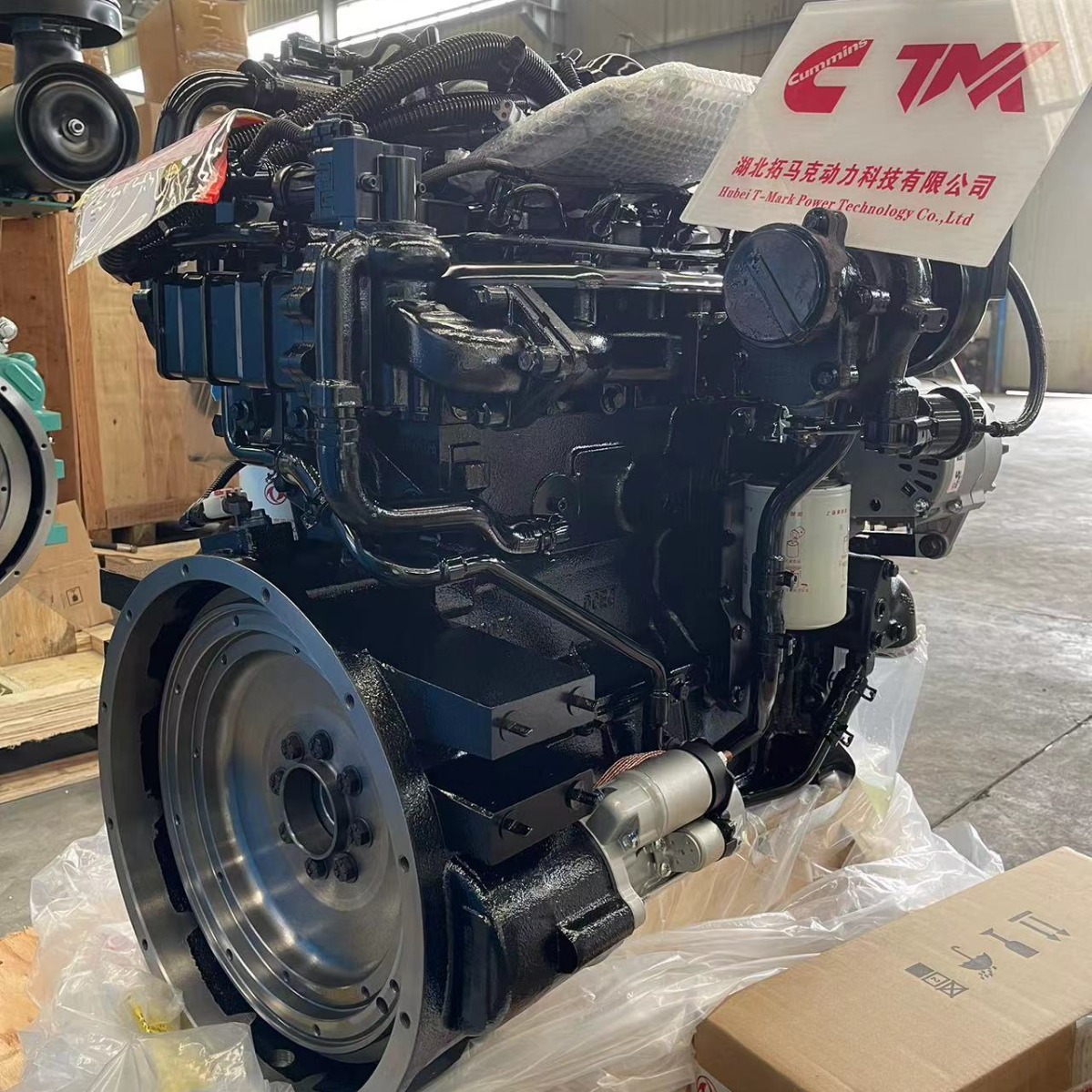 B3.9 东风康明斯柴油发动机国四工程机械用B3.9CS4 80C带后处理