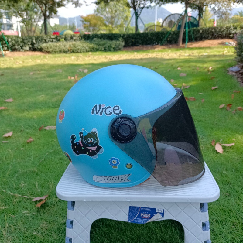 3C Certified Electric Vehicle Helmet for Kidsren Aged 1-8 Years Old, Battery Motorcycle Autumn and Winter Cotton Warm Sun Protection Safety Helmet