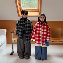 童裤;童套装;童连衣裙