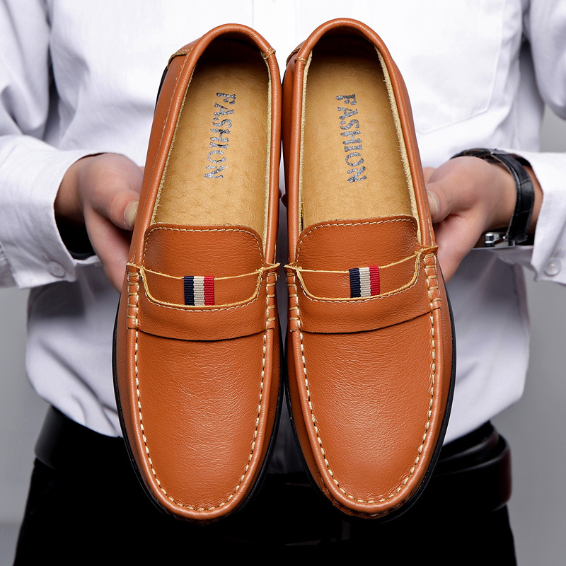 New Retro British Style Men's Shoes Casual Korean Style Slip-On Bean Shoes Spring and Summer Driving Trendy Men's Shoes Wholesale