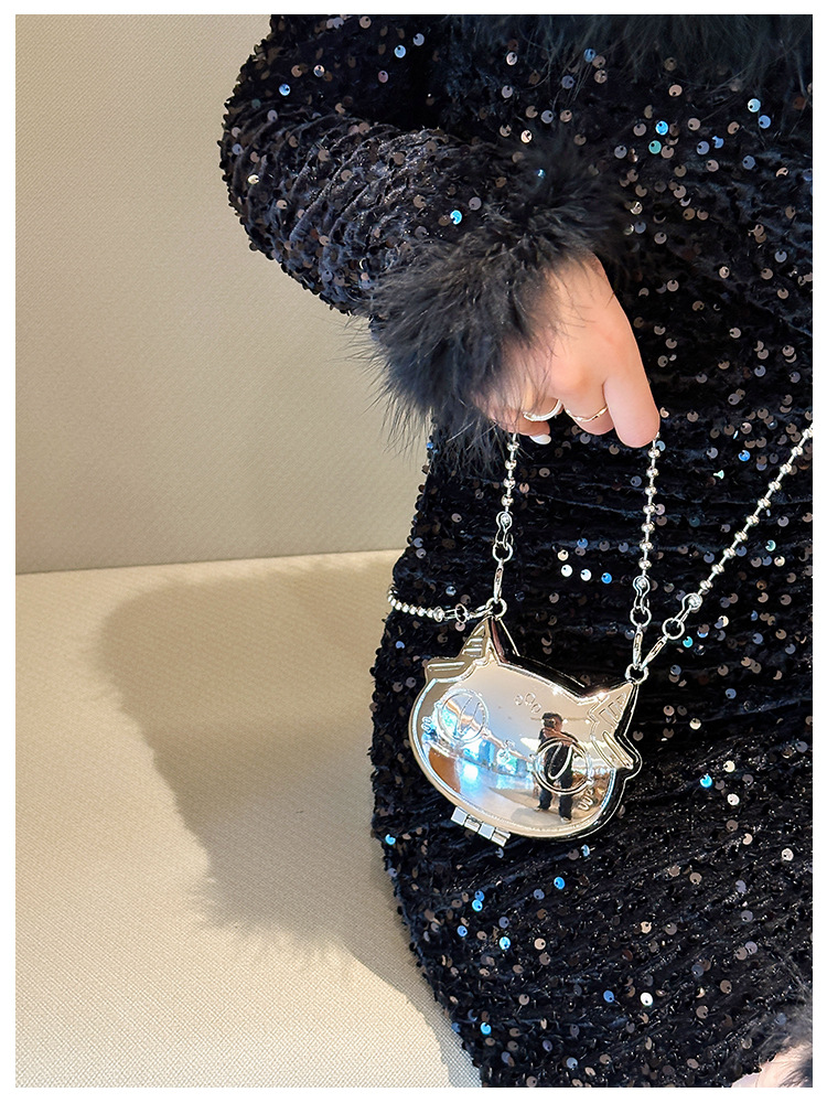 Cartoonish, mini and cute zinc alloy small bag for women, 2025 new style, stylish single-shoulder bag, crossbody chain and metal undefined