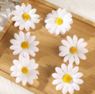 �羳���N��ͯ�l�A�ɐ��r�ջ����߅�����A���տ�߅�A�l���W�tŮ��