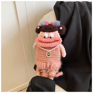 Handmade knitted women's bag cartoon cute sausage mouth doll accessories bag new crossbody yarn knitted coin wallet