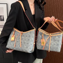 2025�ϻ����ذ��W���͹��p��ײɫӡ��ُ���Ů��ͨ�ڴ������μ��