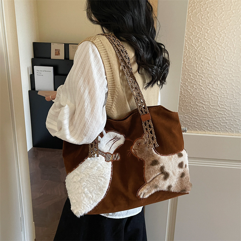 High-Appearance Fashion Tote Bag, Cute Cartoon Shoulder Commuter Bag, Korean Style, Elegant and Textured Vintage Bag, Trendy Bag High-Appearance Fashion Tote Bag, Cute Cartoon Shoulder Commuter Bag, Korean Style, Elegant and Textured Vintage Bag, Trendy Bag