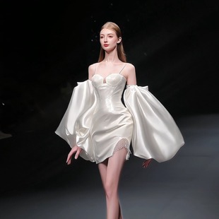 New bridal oversized hand sleeves wedding accessories White Super fairy satin sleeves wedding photography shooting supplies