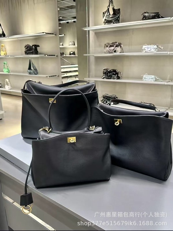 25 新しいロデオ大容量トートバッグ女性のリラックスしたニュートラルロックケリーバッグ本革ショルダーメッセンジャーバッグ|undefined