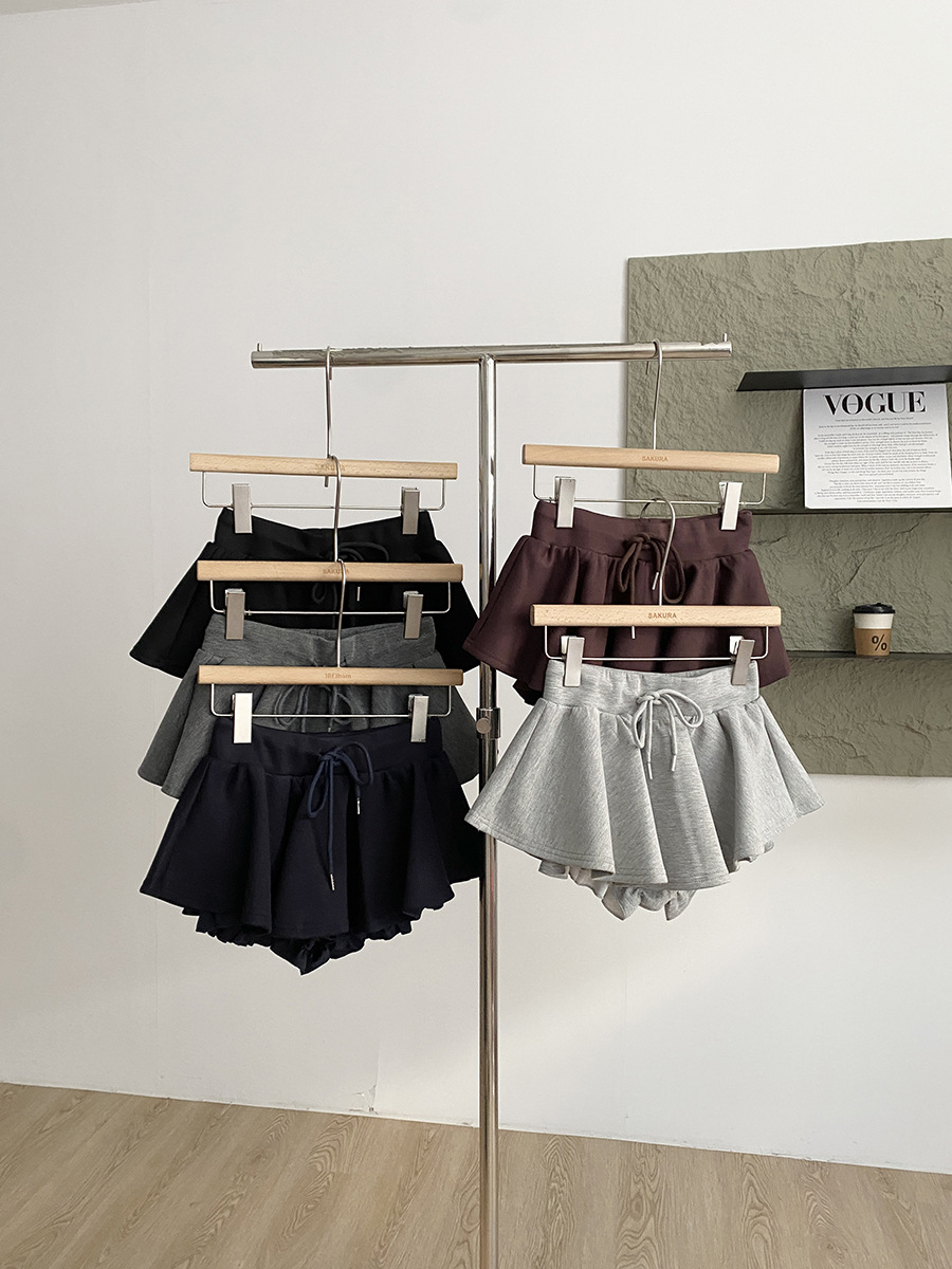 2025 New Autum Korean Style Sweet and Spicy Style Elastic Waist Drawstring Skirt Women's Fashionable Anti-Exposure Slimming Look Short Skirt