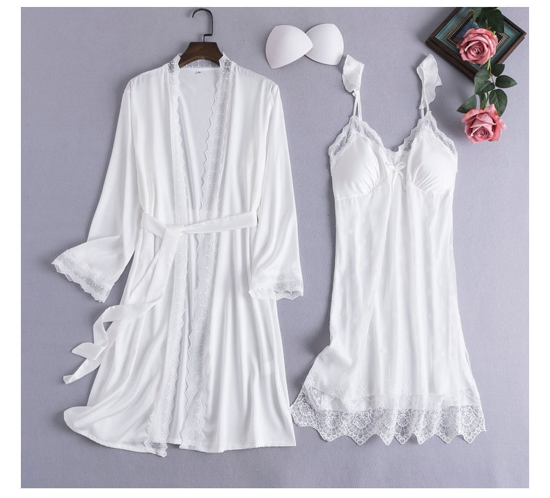 蕾丝吊带睡裙