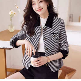 小香风西装短外套女秋季2025新款小个子秋冬休闲条纹西服毛呢上衣