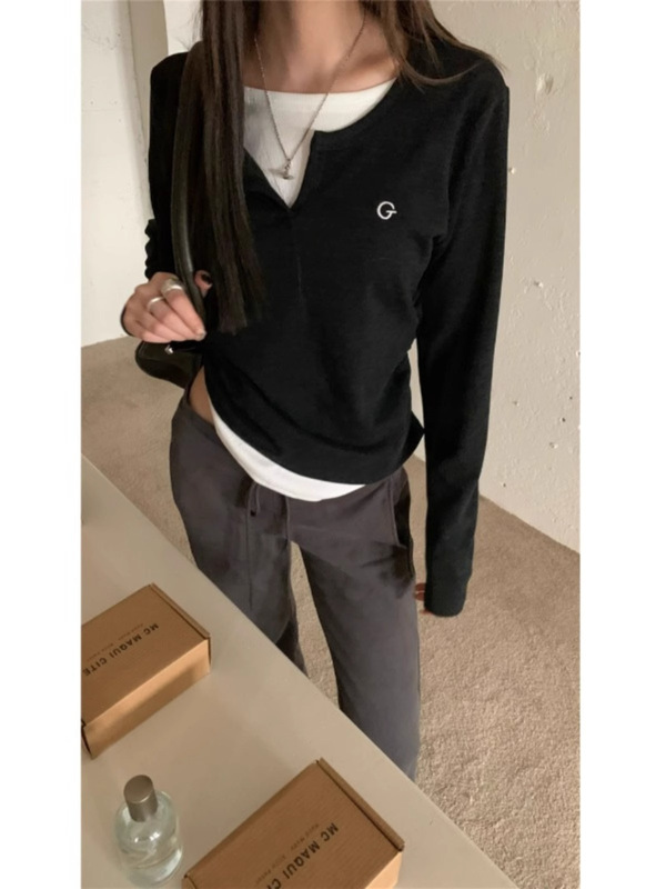 レディースtシャツ偽の2つの長袖tシャツ秋冬の中に身を修めて痩せています。|undefined