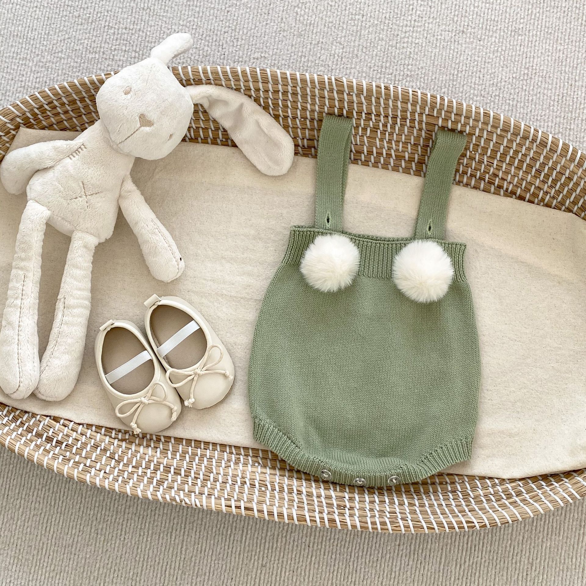 2023 otoño nuevo bebé de la piel bola de la Honda del mameluco del bebé femenino color sólido del todo-fósforo de punto mono mameluco