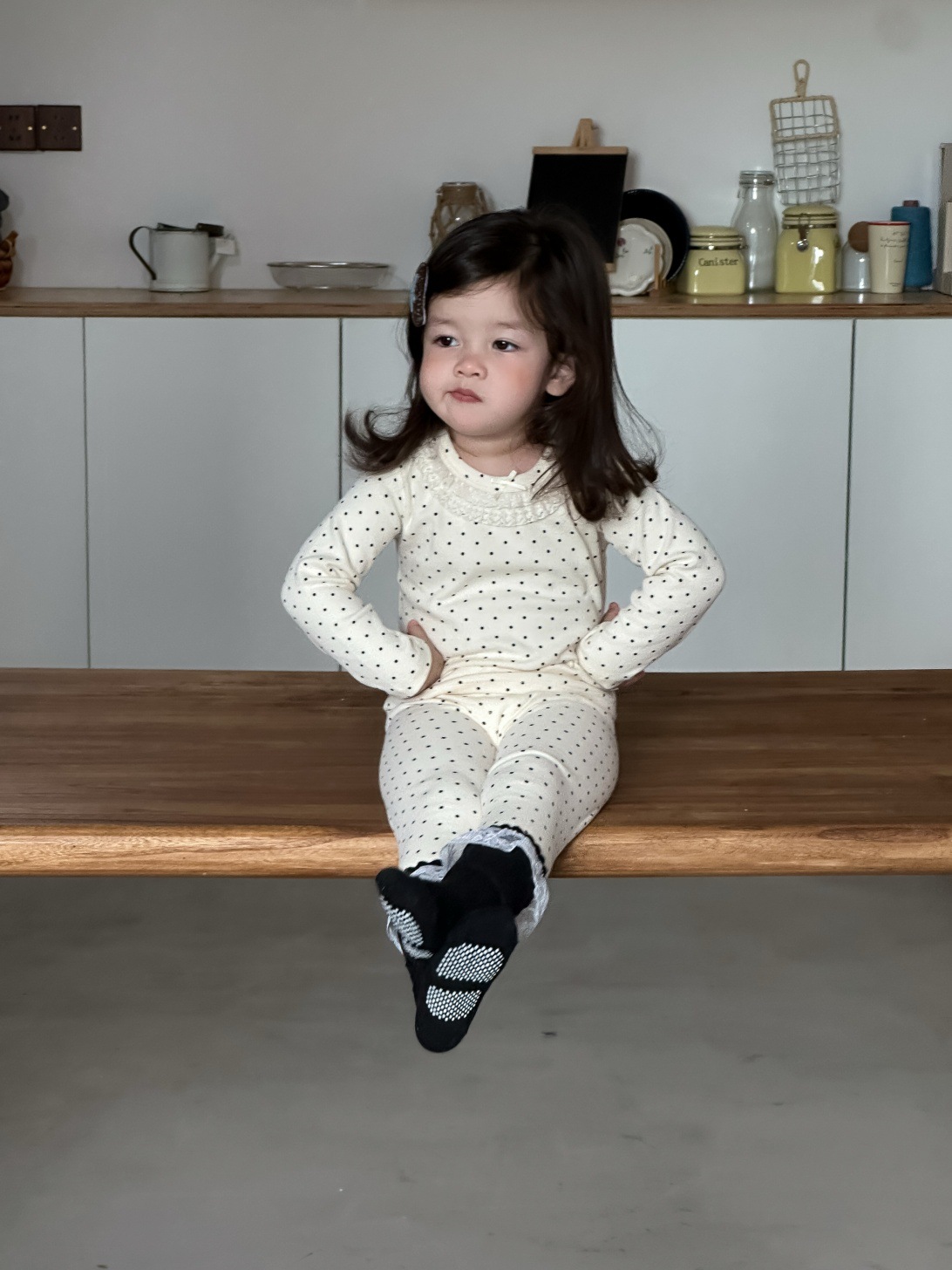 Set de otoño infantil coreano ropa infantil ropa de bebé niñas flores trituradas set de ropa para el hogar otoño invierno abrigo de pijamas