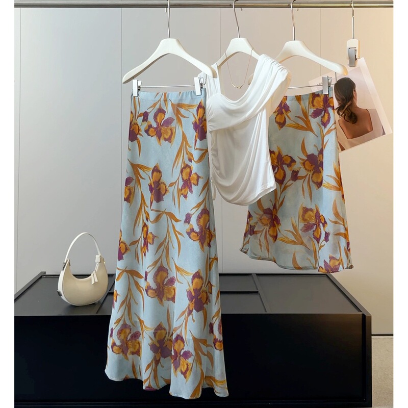 New French-Style Iris Floral Midi Skirt for Women, Summer High-Waisted, Flowing A-Line Printed Chiffon Slimming Mermaid Skirt