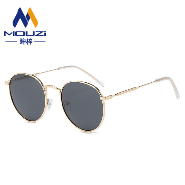 Retro trend fashionable sunglasses