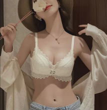 小胸聚拢内衣女上托无钢圈bra美背胸罩新款收副乳调整型文胸套装