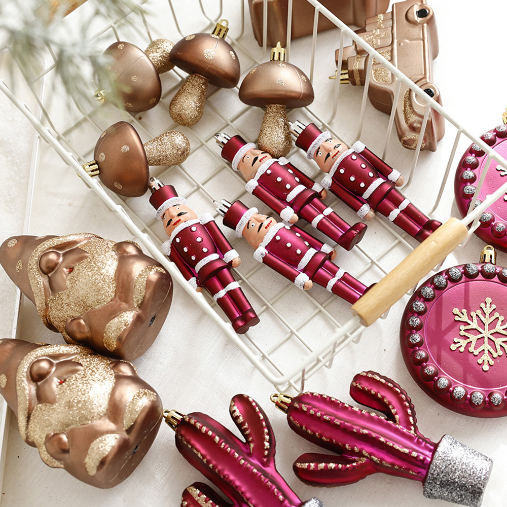 Bola de Navidad en forma especial Bola de árbol de Navidad colgante de vacaciones decoraciones colgante de plástico color mezclado lote