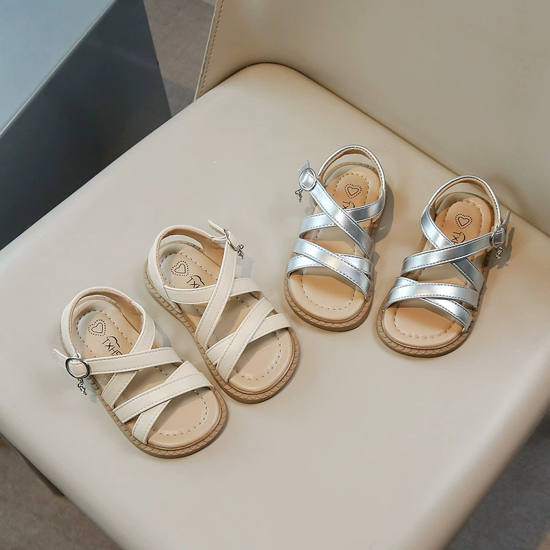 Сандалии для девочек 2025 новые корейские летние девочки детские мягкие подошвы иностранные атмосферные детские принцессы римские сандалии