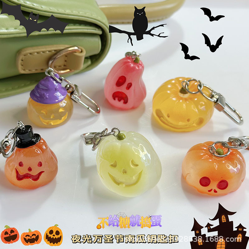 Funny Halloween Luminous Pumpkin Keychain Student Bag Pendant Earphone Set Pendant Gift for Girlfriend Couple Funny Halloween Luminous Pumpkin Keychain Student Bag Pendant Earphone Set Pendant Gift for Girlfriend Couple