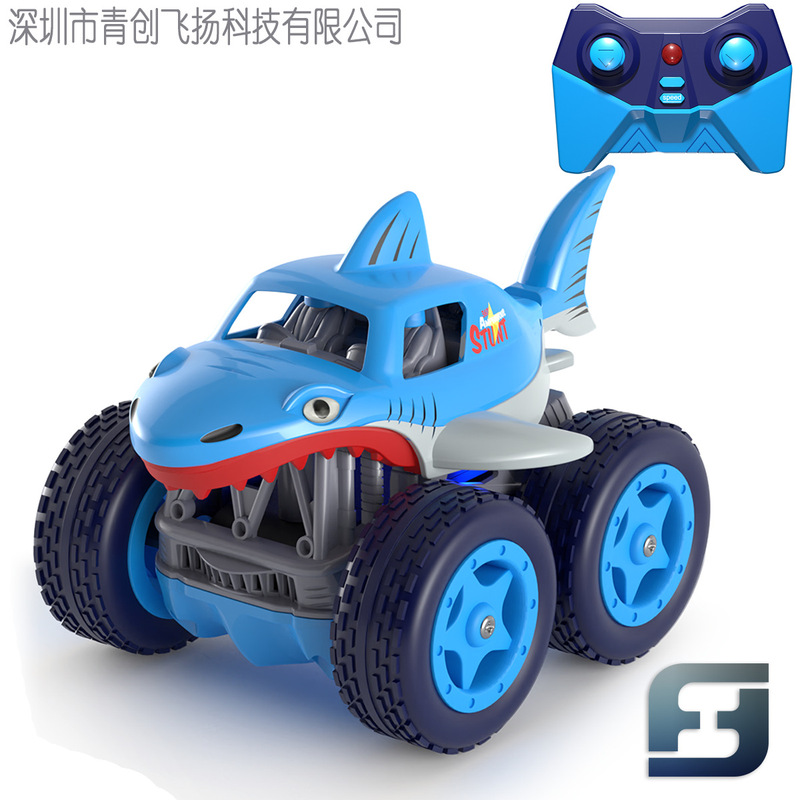New mini small shark amphibious stunt car TYPE-C straight plug fast charging monster truck electric remote control car