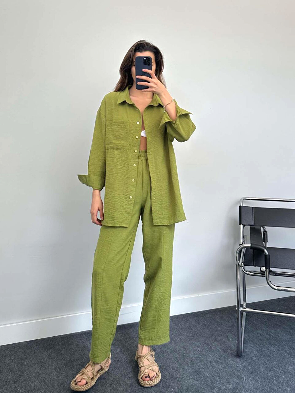 Completo due pezzi elegante con camicia e pantaloni donna_voghion.com
