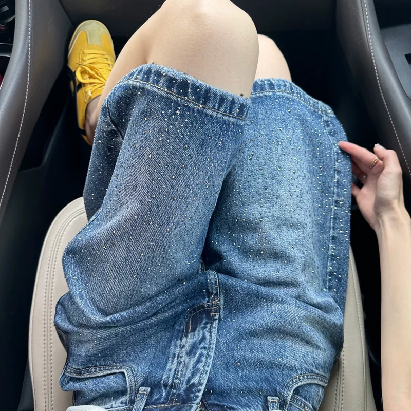 American Retro Style Rhinestone-Embellished Denim Shorts for Women, Summer New High-Waisted Loose Fit Slimming A-Line Wide-Leg Mid-Length Shorts for Plus-Size Women American Retro Style Rhinestone-Embellished Denim Shorts for Women, Summer New High-Waisted Loose Fit Slimming A-Line Wide-Leg Mid-Length Shorts for Plus-Size Women