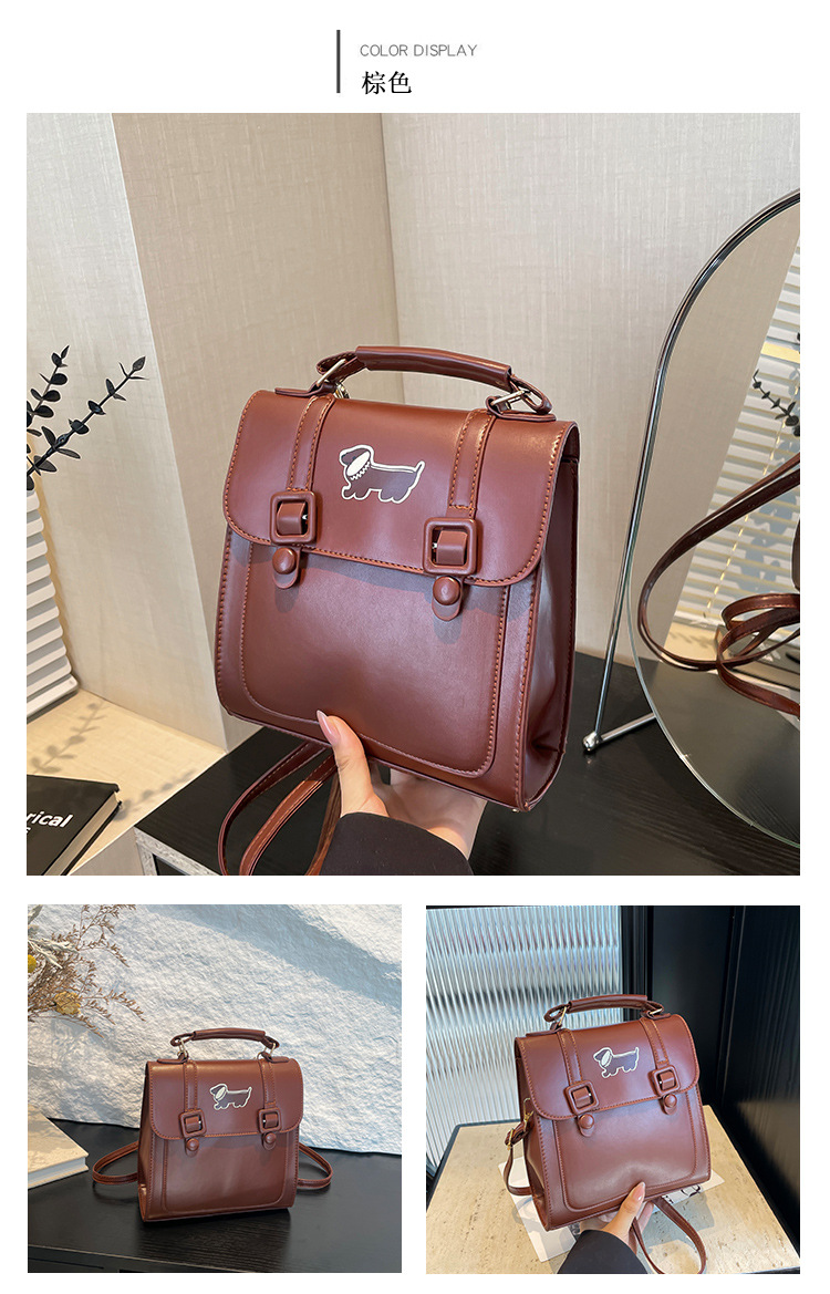 A new 2024 French retro backpack for women, a trendy and versatile single-shoulder bag with a large capacity for commuting undefined
