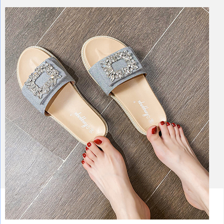 2025 verano nuevo lazo con diamantes de imitación hebilla cuadrada plana casual zapatillas de mujer sandalias de una tira para mujer ropa de exterior talla grande 41_voghion.com