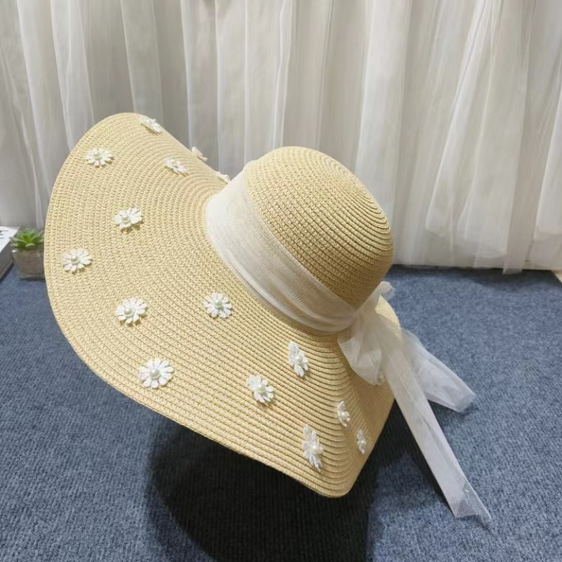 Women's Cute Sweet Simple Style Flower Embroidery Pearl Wide Eaves Straw Hat display picture 8