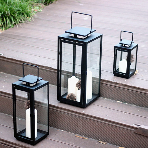 European simple iron windproof wind lamp candle holder ornaments glass lantern wedding props portable lamp horse lantern decoration