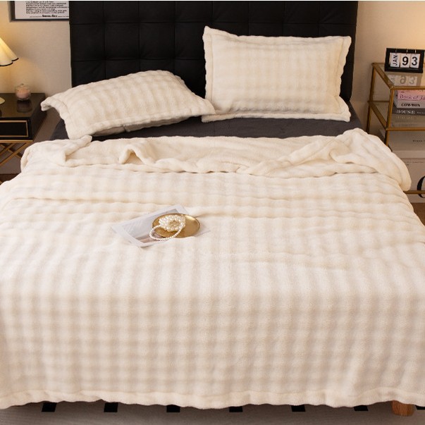 Otoño y invierno nuevo tipo de imitación de goma de seda espuma mantas sofá dormitorio coche de oficina de almuerzo dormitorio caliente