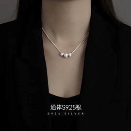 戒指;耳钉;手链