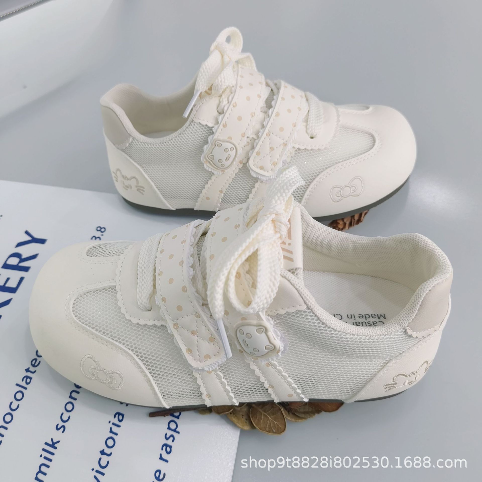 2026 primavera y verano dopamina transpirables zapatos casuales zapatos de mujer comprar zapatos de arco de encaje dulce
