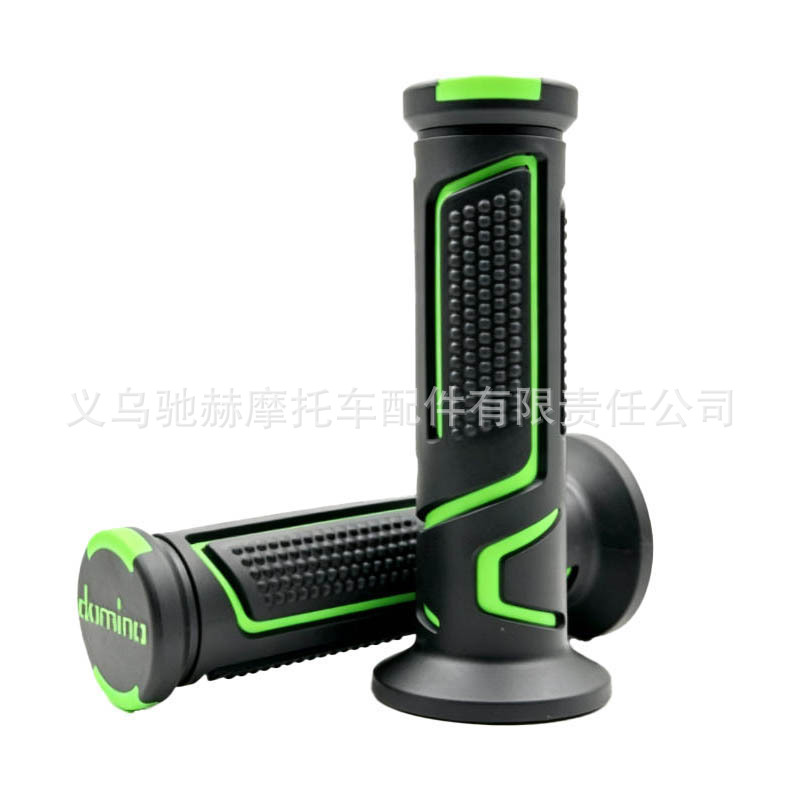Directly supplied by the manufacturer, these motorcycle handlebar grips are suitable for 22/24mm handlebars and are a universal modification accessory for motorcycles