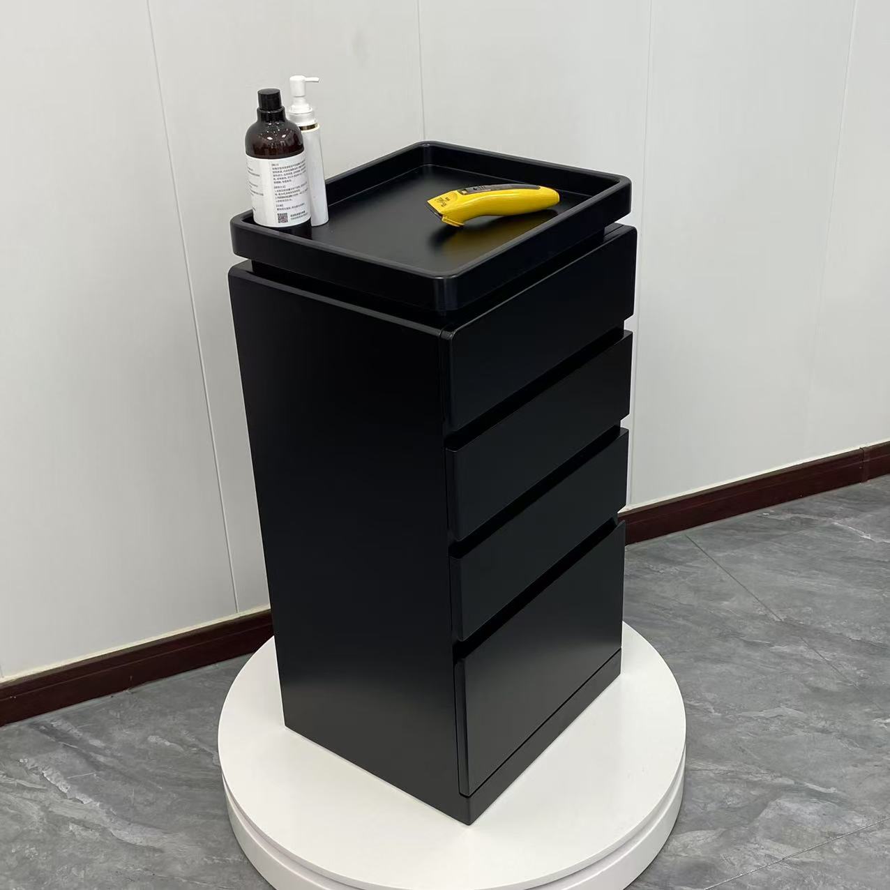 Gabinete de herramientas de moda barbería proceso de pintura de cocción multicapa armario de almacenamiento tipo cajón con lámpara de gran capacidad