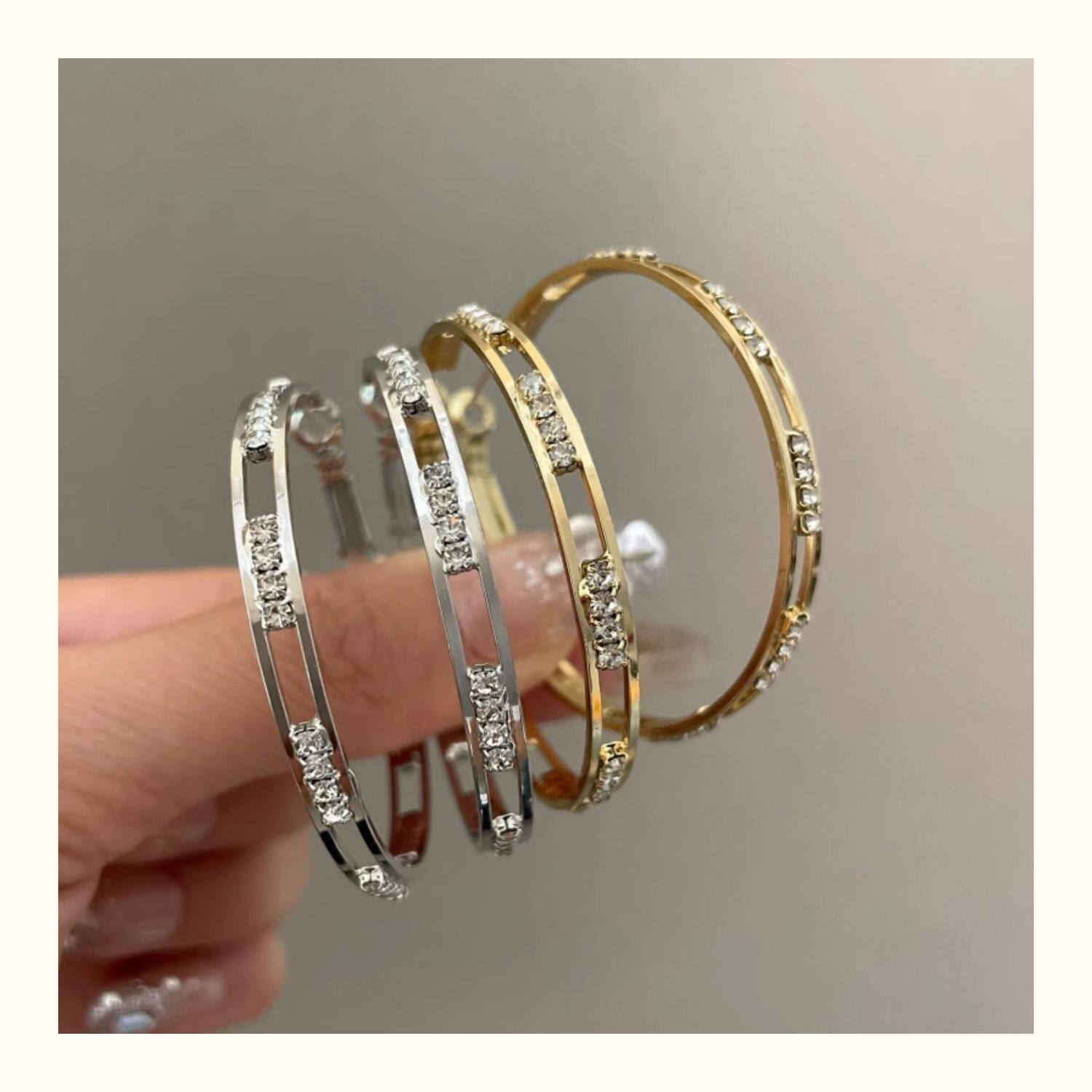 Orecchini a cerchio unici da donna con perno in argento s925_voghion.com