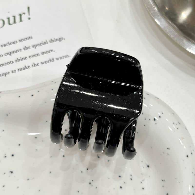 일반 광택 검정색 호박 그리퍼 1개