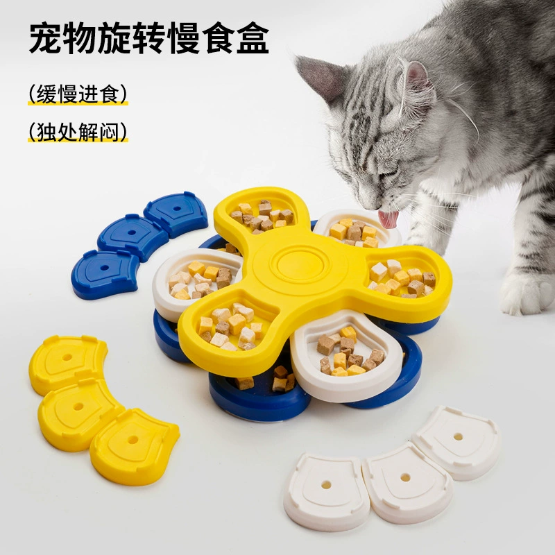 Домашние животные кошки медленно едят миску для домашних животных головоломки душный артефакт