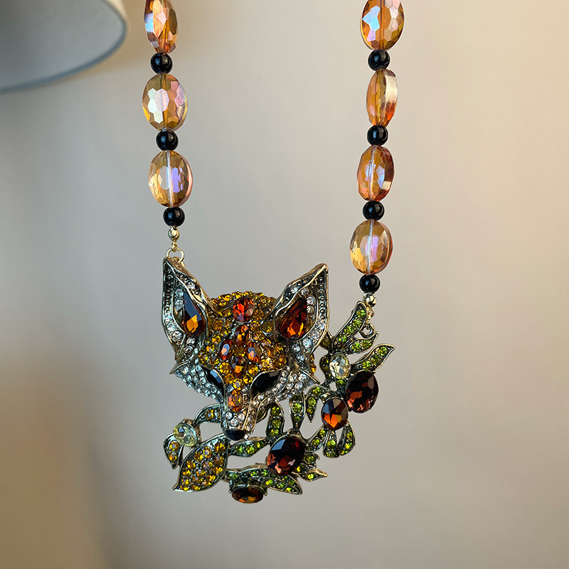 Exaggerated Diamond Studded Personalized Necklace, Three-dimensional Unique Crystal Neck Decoration, Cute Little Fox Sweater Chain Accessories_voghion.com