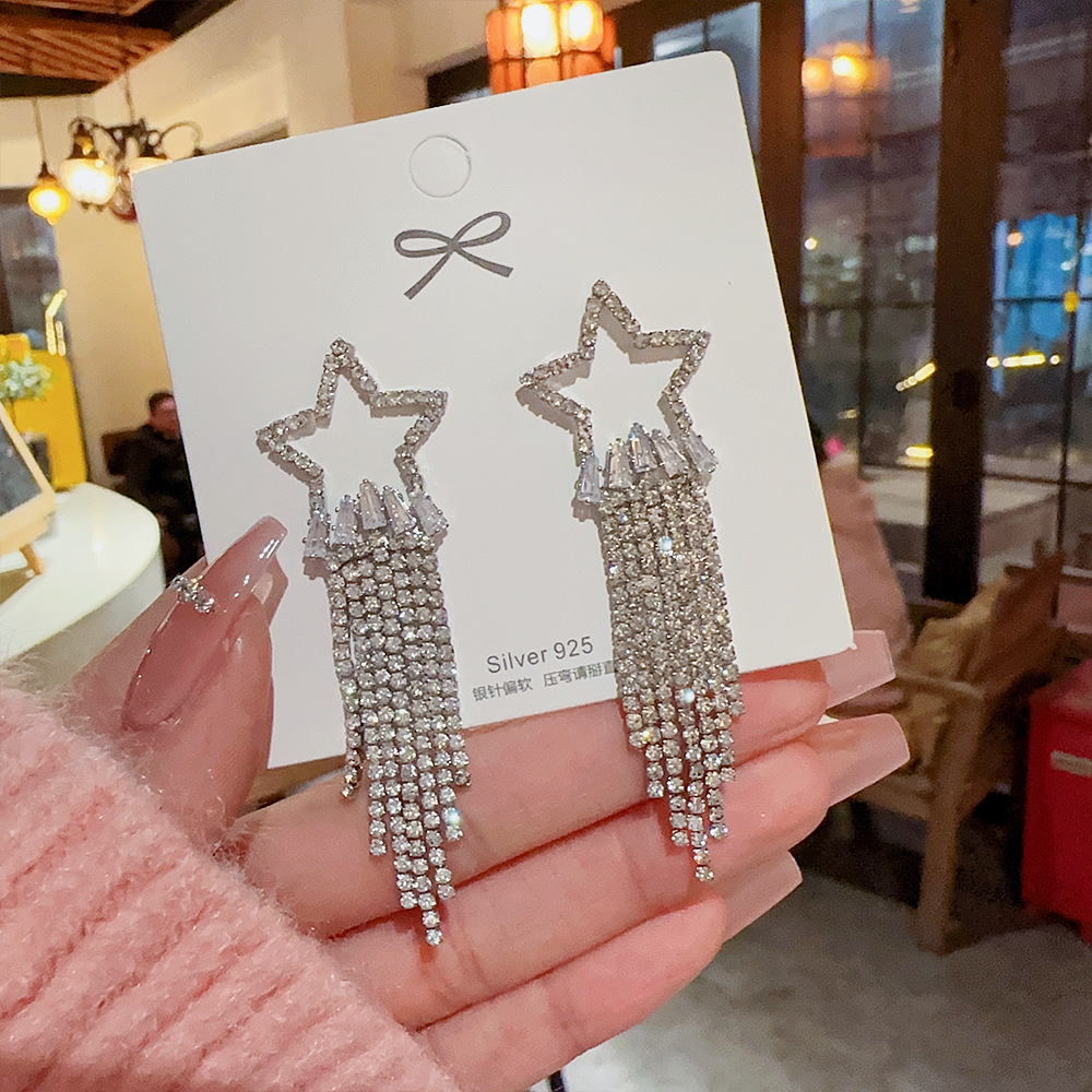 1 Pair Streetwear Pentagram Tassel Inlay Copper Artificial Diamond Drop Earrings display picture 3