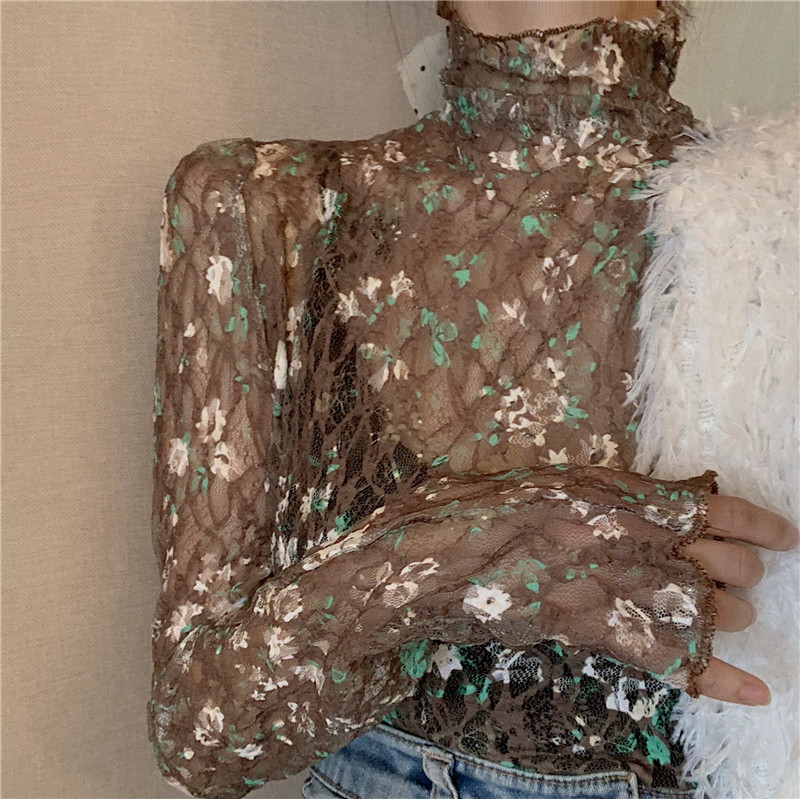 砕花百合底シャツ上着女子秋冬長袖修身高襟内に新型2025年tシャツinsブーム