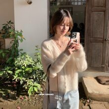 I MISS韩标设计感马海毛刺绣针织开衫女春季长袖镂空毛衣上衣气质