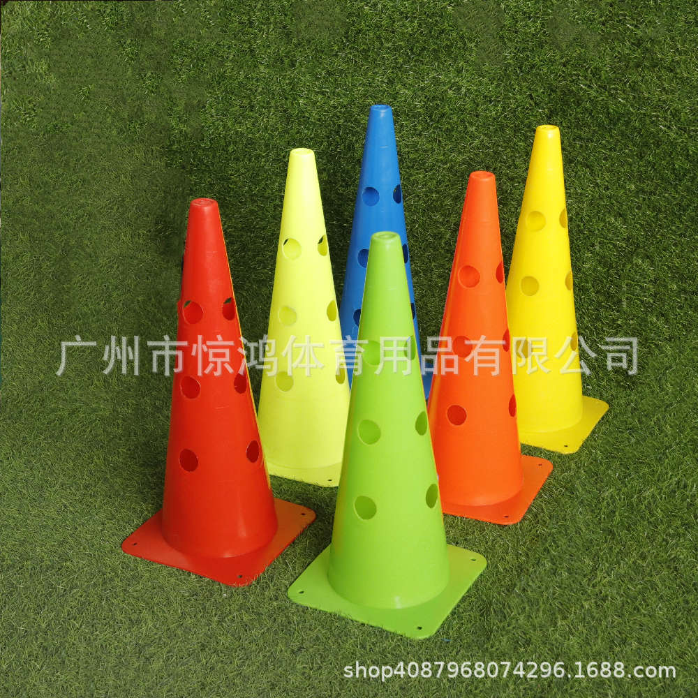 Conos de entrenamiento para fútbol y baloncesto, barriles, postes de obstáculos, combinación de obstáculos de entrenamiento, marco de obstáculos con orificio, barriles marcadores de obstáculos