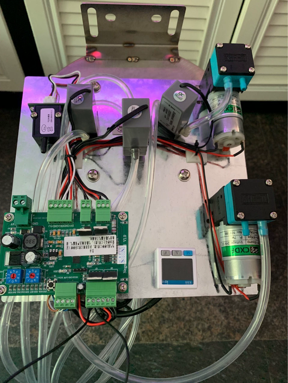 Чернильно-струйный принтер, фотомашина, плата управления отрицательным давлением, УФ-рулонный планшетный принтер, двойная система отрицательного давления, УФ-карта положительного и отрицательного давления
