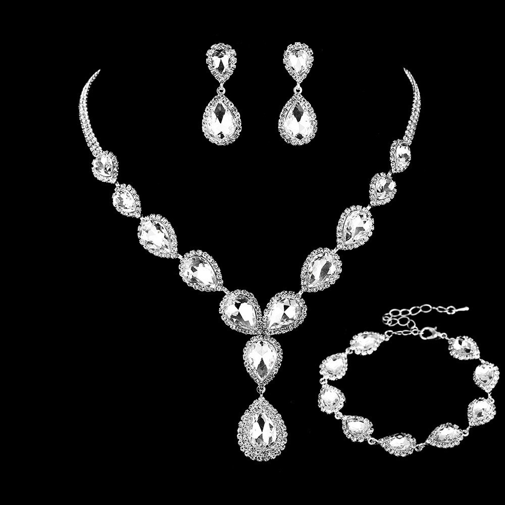 Fashion Crystal Rhinestone Jewelry Necklace Set Bridal Wedding Jewelry display picture 4