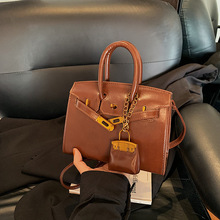 �¿�Ů����Ƥ����С�����21cm��ͨ�ڰ����Q����б��μ糱��