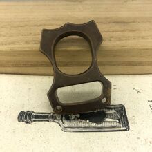 户外防身破窗逃生工具 多功能EDC黄铜指虎 开瓶器  纯铜钥匙挂坠