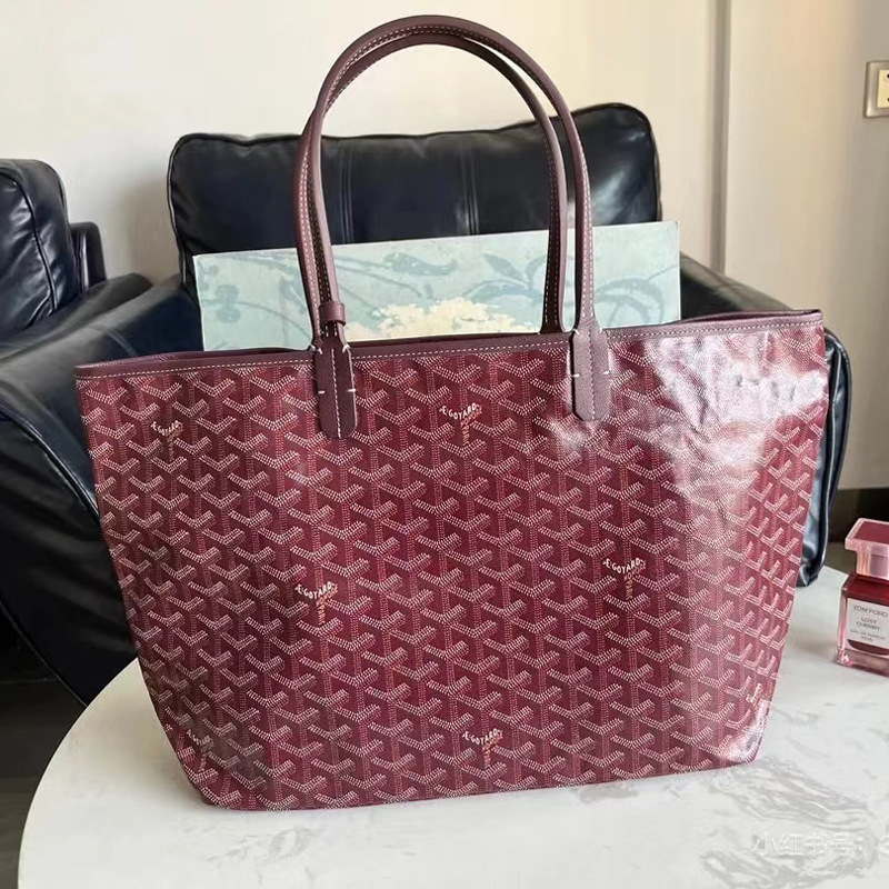 Goyard Classic Monogram Medium-Sized Tote Bag with Large Capacity, Suitable for Hand, Underarm, or Shoulder Use, Ideal for Commuting